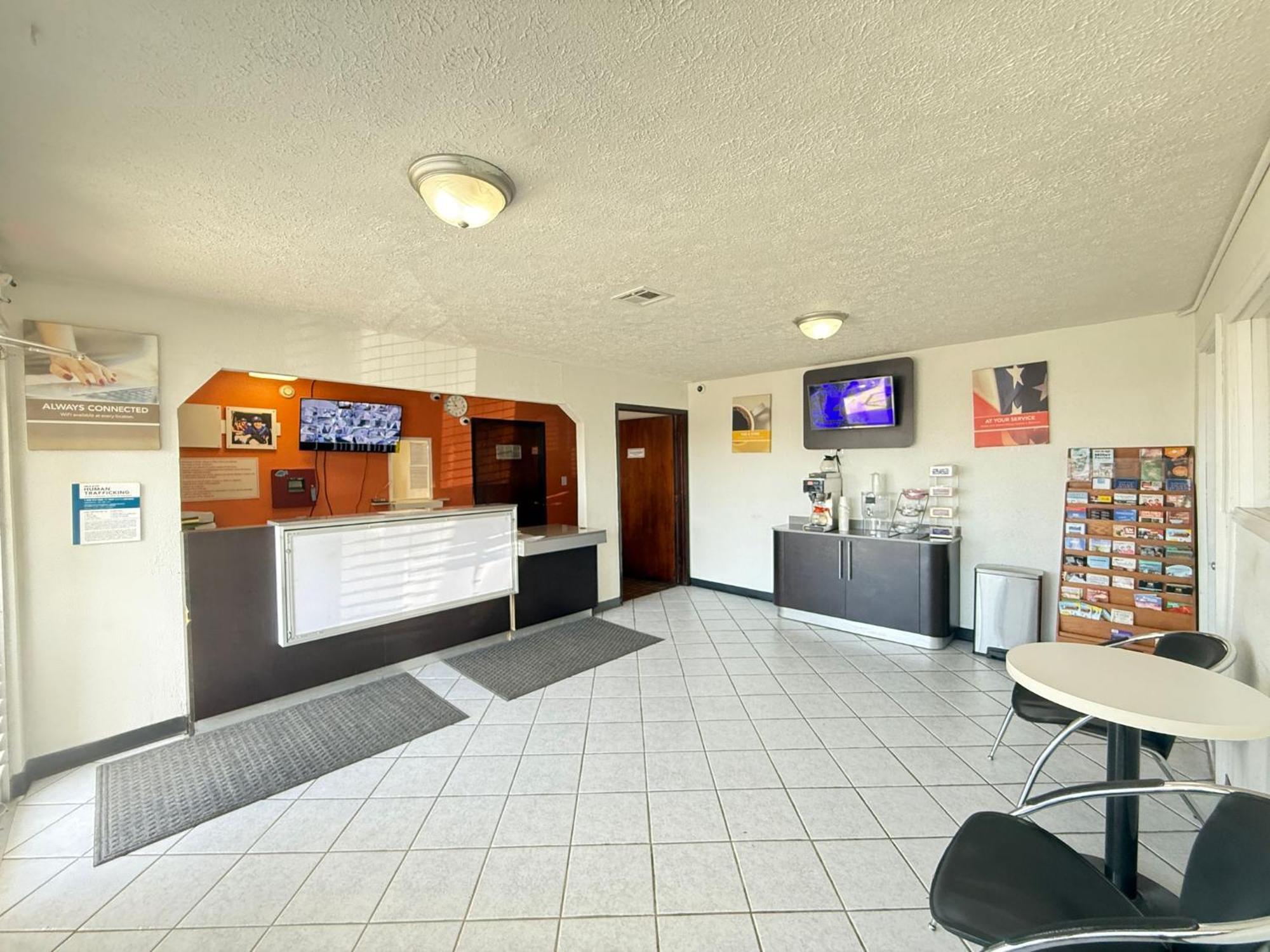 Relax Inn By Oyo Columbus Oh I 70 Exterior photo