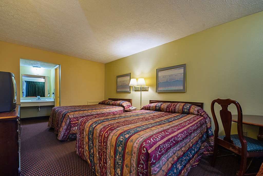 Relax Inn By Oyo Columbus Oh I 70 Room photo