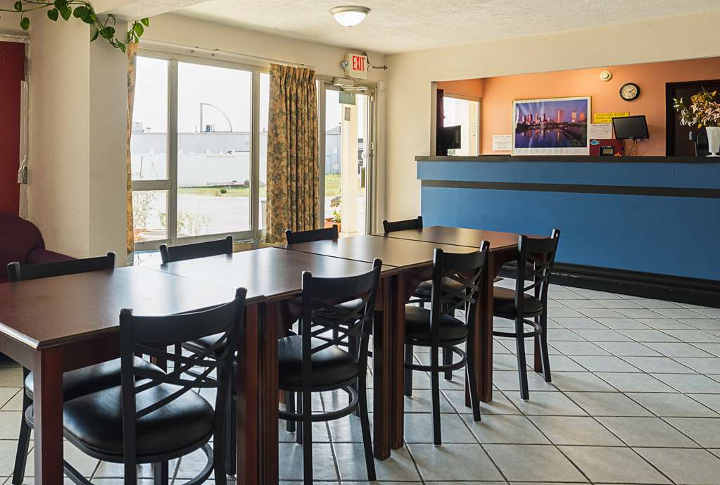 Relax Inn By Oyo Columbus Oh I 70 Interior photo